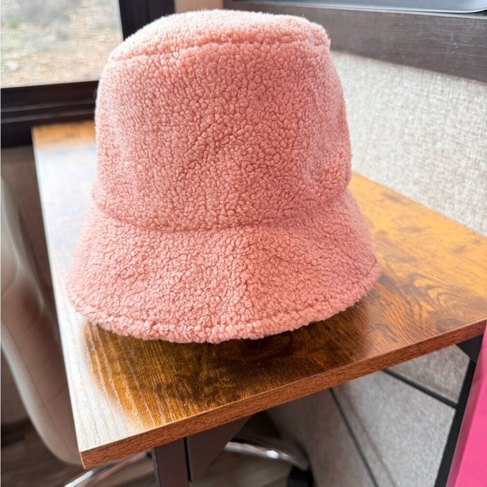 NWT Adora Cozy Pink womens Sherpa bucket Y2K 90s Hat